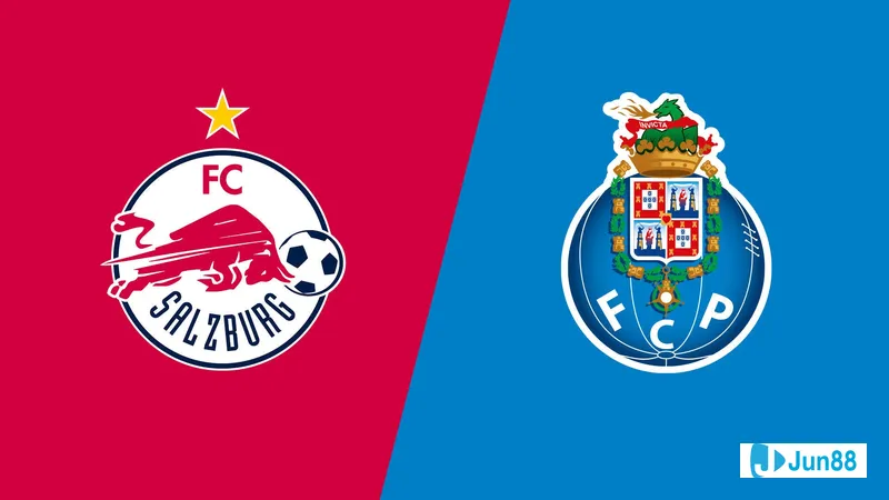 Cầu thủ của Salzburg tung cú sút mạnh vào khung thành FC Porto
